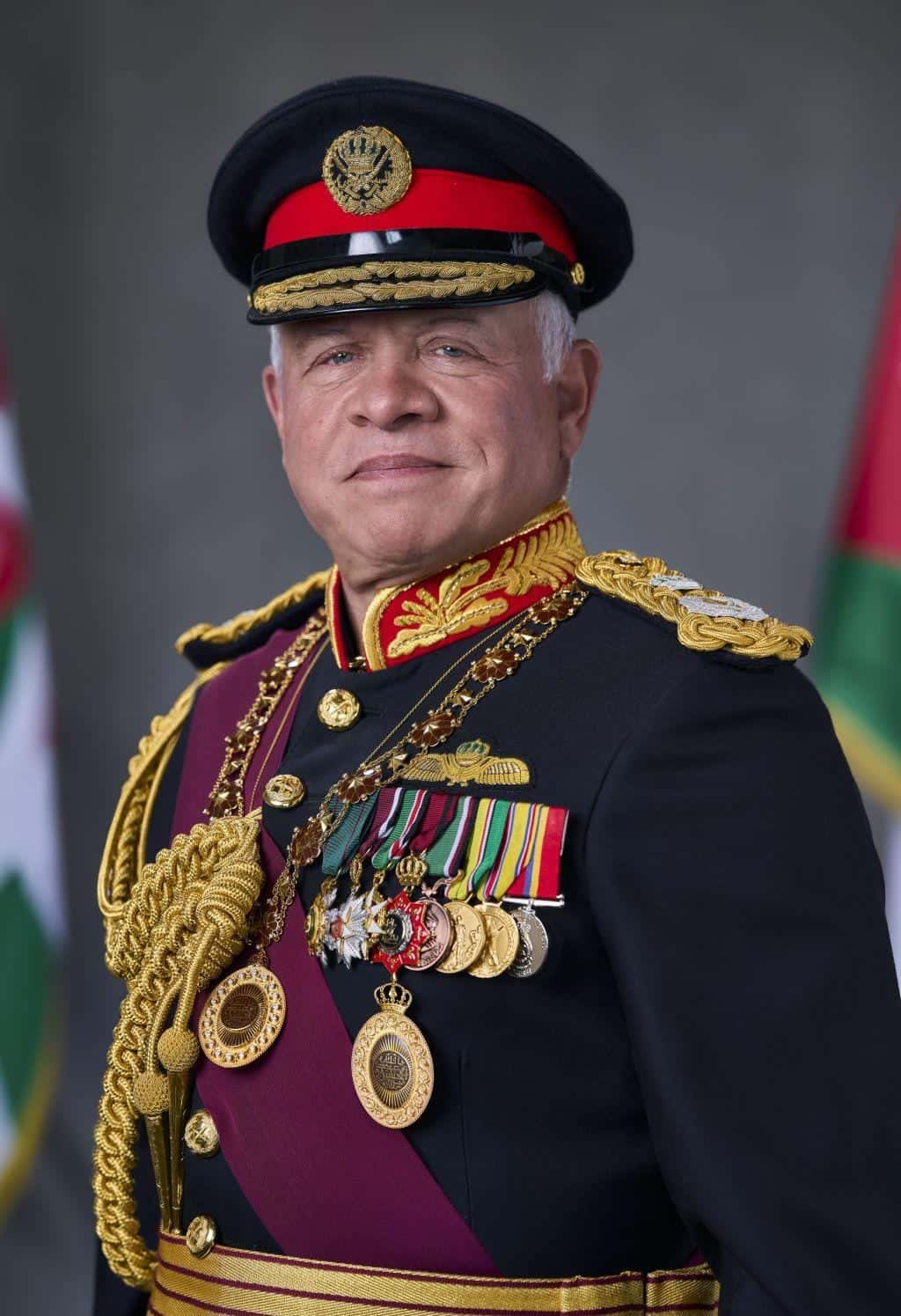 الدار - يحتفل الأردنيون غدا الجمعة، بالعيد الرابع والستين لميلاد جلال