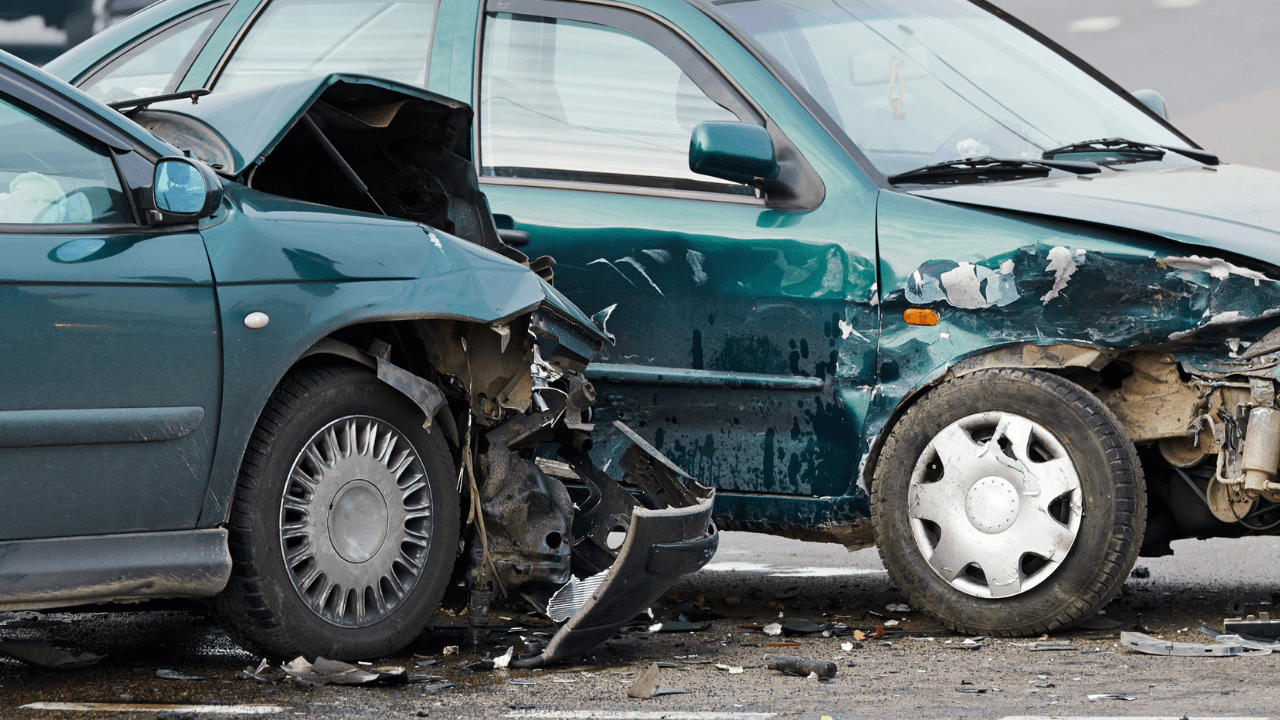 وفاة بحادث تصادم مروع في عمان