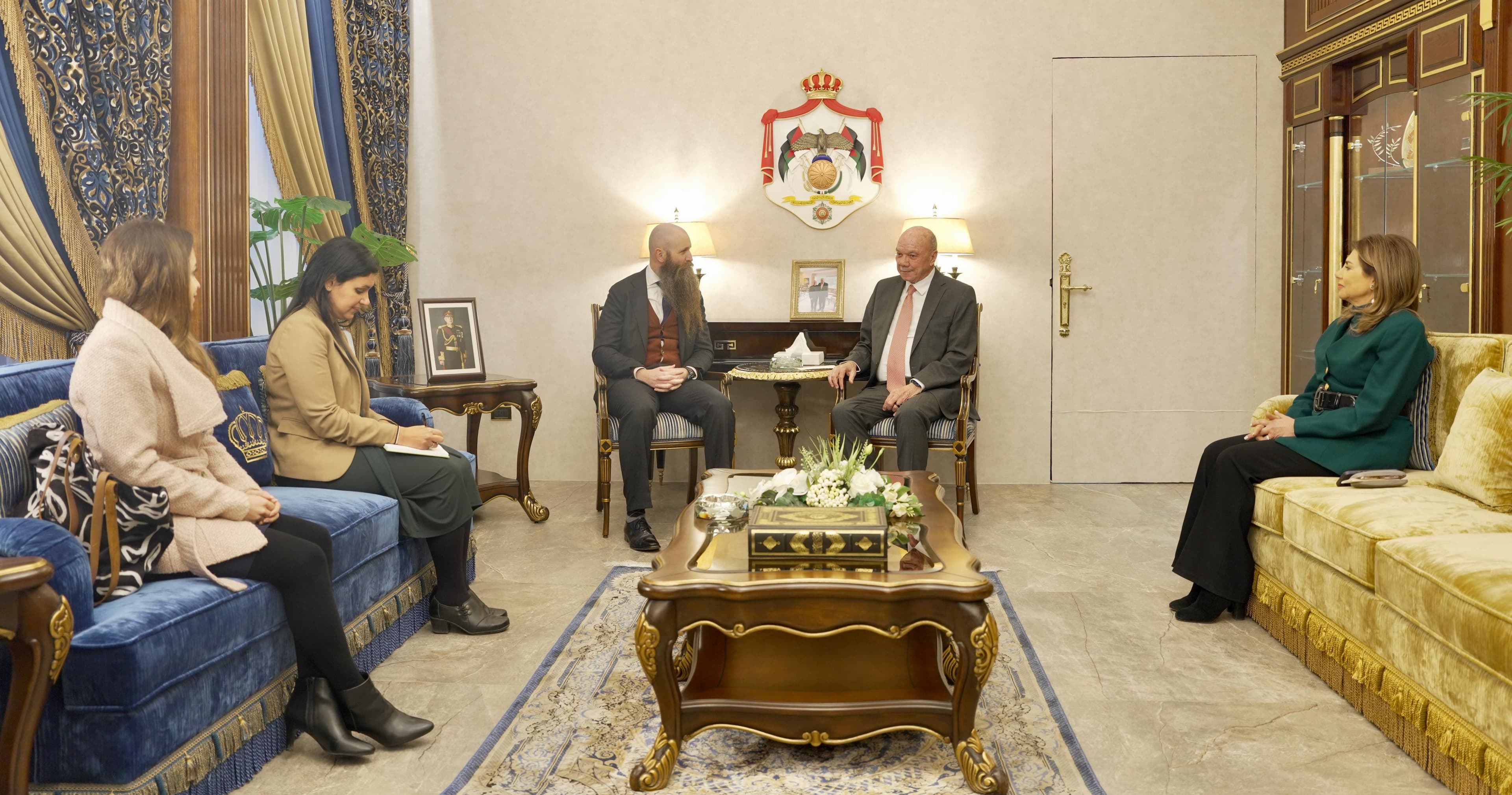 رئيس مجلس الأعيان يلتقي السفير الأمريكي لدى الأردن