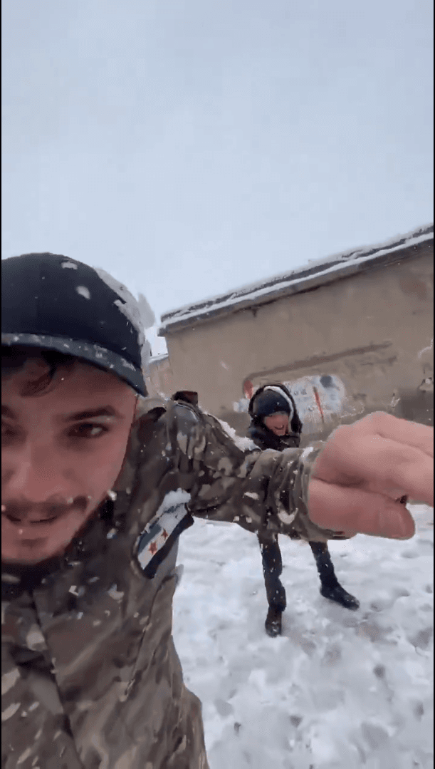 تساقط الثلوج في محافظتي الحسكة والرقة