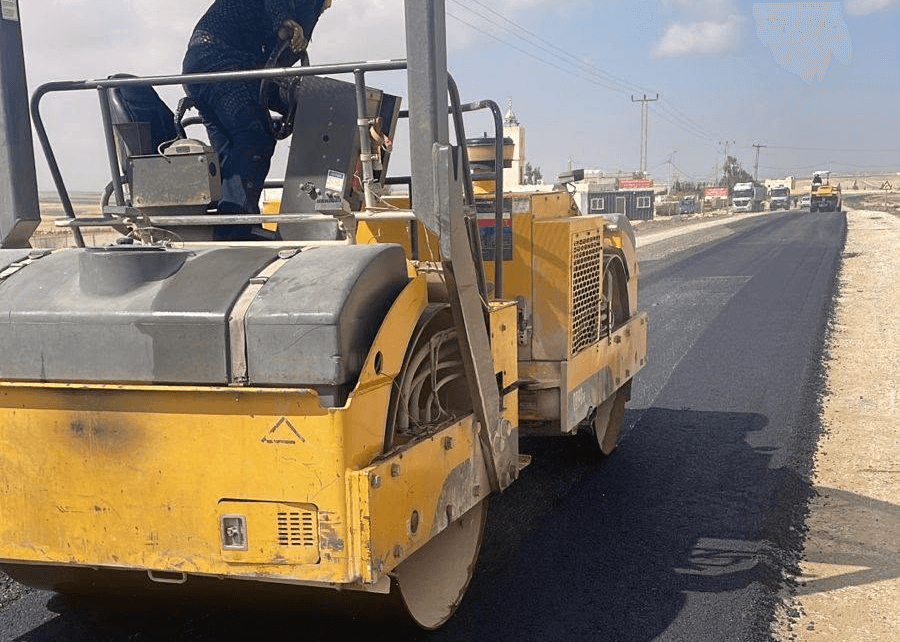 أمانة عمان تبدأ تنفيذ أعمال تعبيد ليلية لعدد من الشوارع الرئيسية
