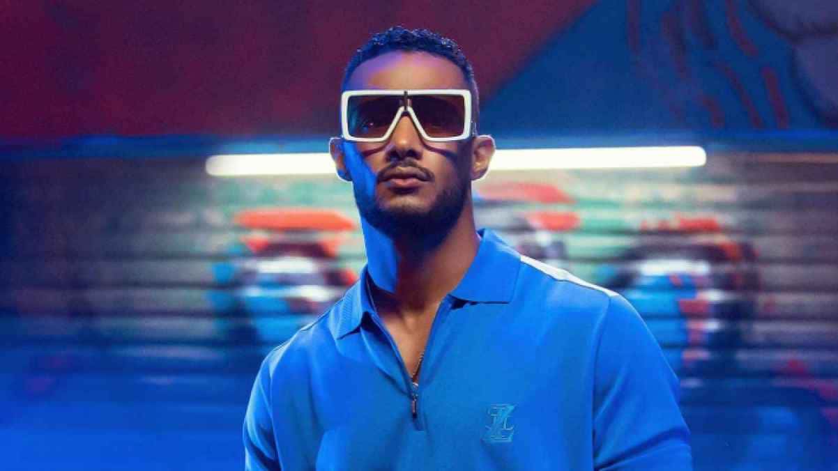 أعلن الفنان محمد رمضان عن نيته إهداء حسابه الرسمي على منصة "تيك توك" ل