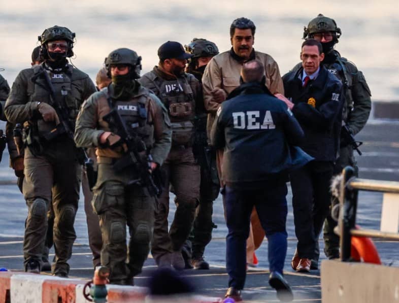 وسط حراسة مشددة.. نقل مادورو إلى المحكمة الفيدرالية في نيويورك للمثول أمام القضاء