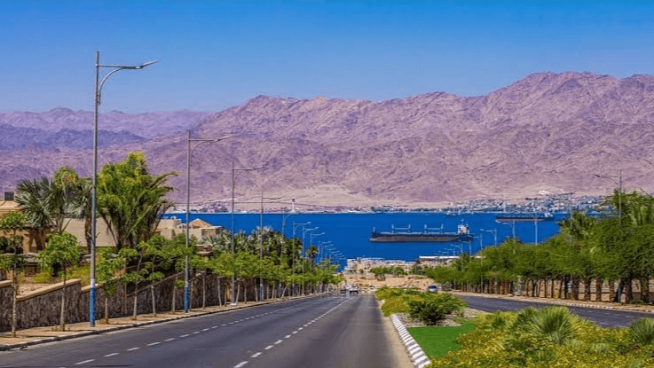 جيش الاحتلال الإسرائيلي: صواريخ أُطلقت من إيران باتجاه العقبة جنوب الأردن وانفجارات في إيلات