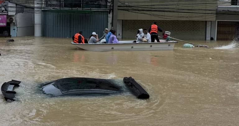 ارتفاع ضحايا الفيضانات والانهيارات الأرضية في إندونيسيا وسريلانكا وتايلند