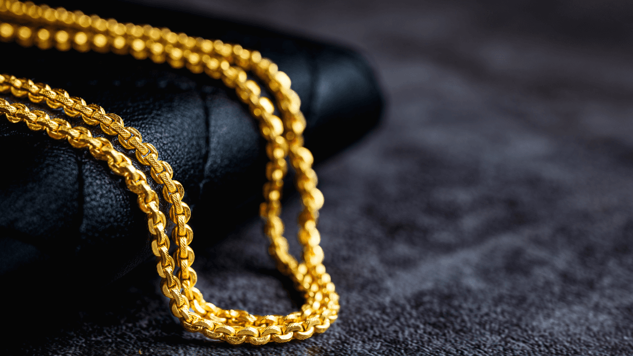 95.8 دينارا سعر بيع غرامِ الذهب عيار 21 في الأردن السبت