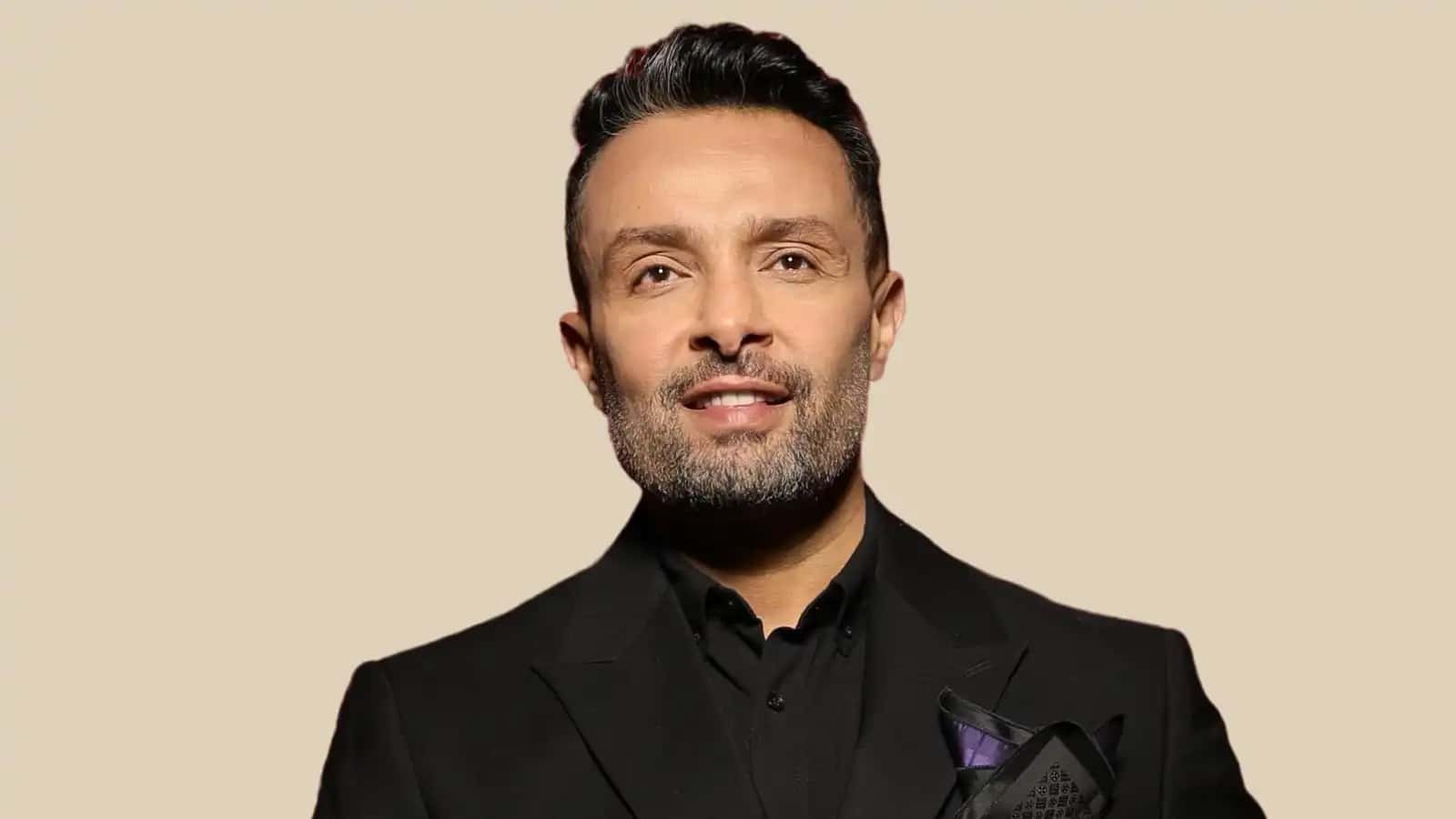 أصدرت محكمة مصرية، الأحد 15 مارس/آذار، حكماً قضائياً بحبس الفنان وائل