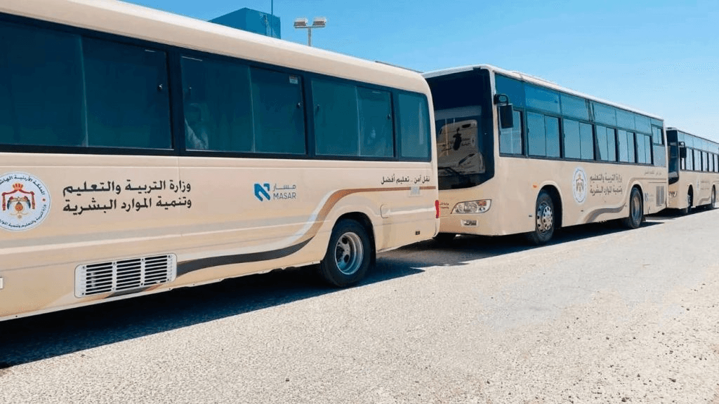 وزير الاستثمار: خدمة النقل المدرسي في البادية الجنوبية تستوعب أكثر من 9 آلاف طالب