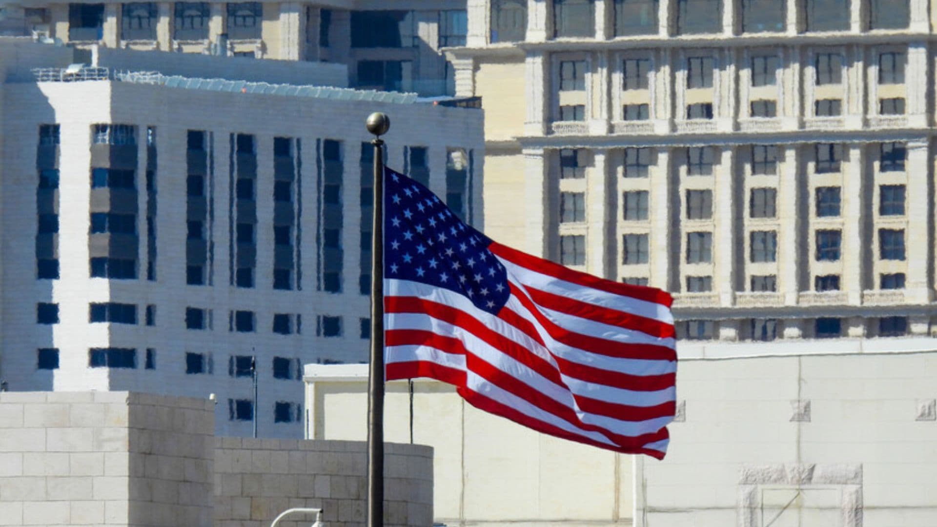 السفارة الأمريكية في عمّان تعلن إغلاق أبوابها اعتبار من الأربعاء وحتى الأحد