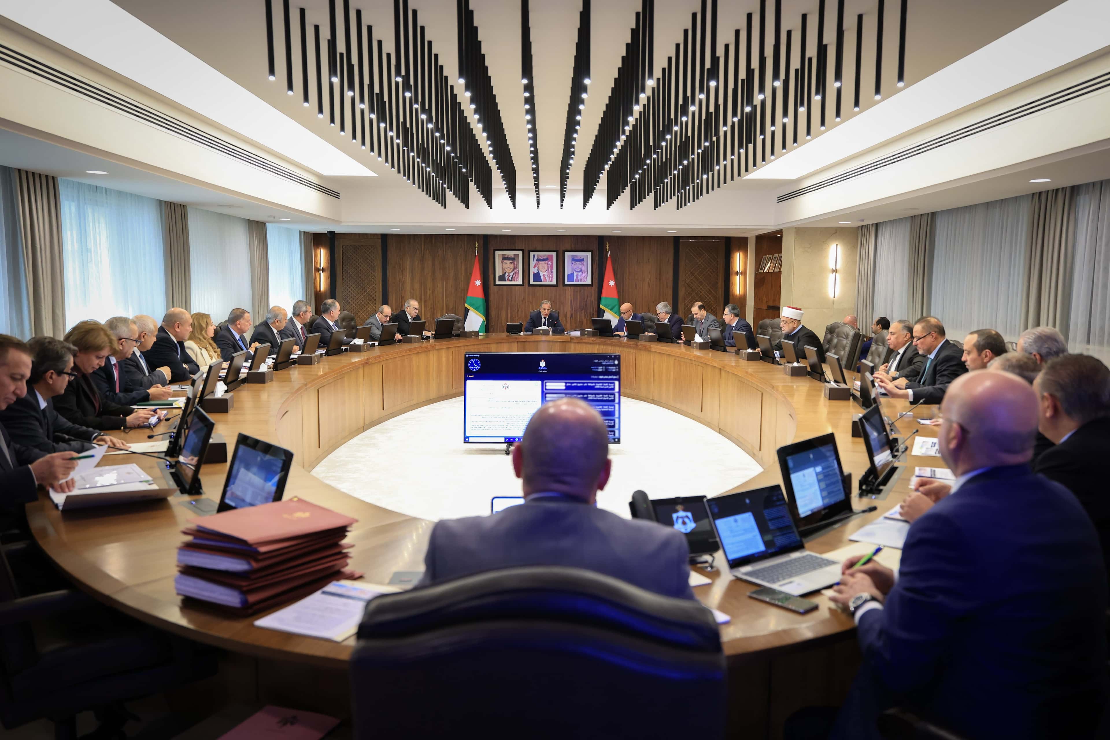 الدار - قرَّر مجلس الوزراء في جلسته التي عقدها اليوم الأحد، برئاسة رئي