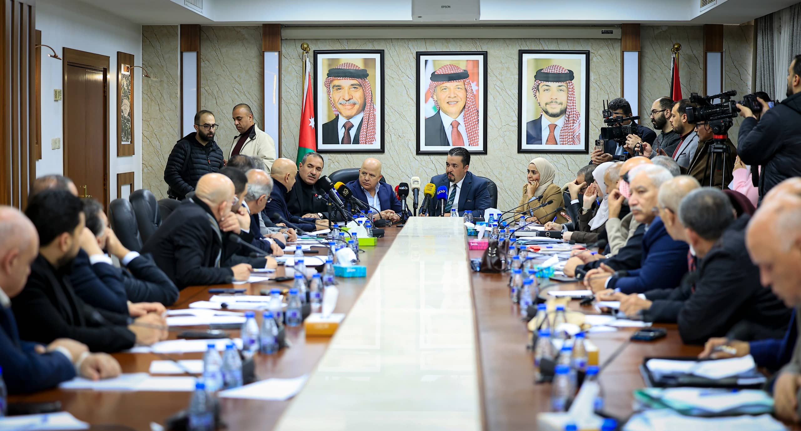 لجنة العمل النيابية تلتقي غرفة تجارة الأردن ضمن حواراتها حول قانون الضمان