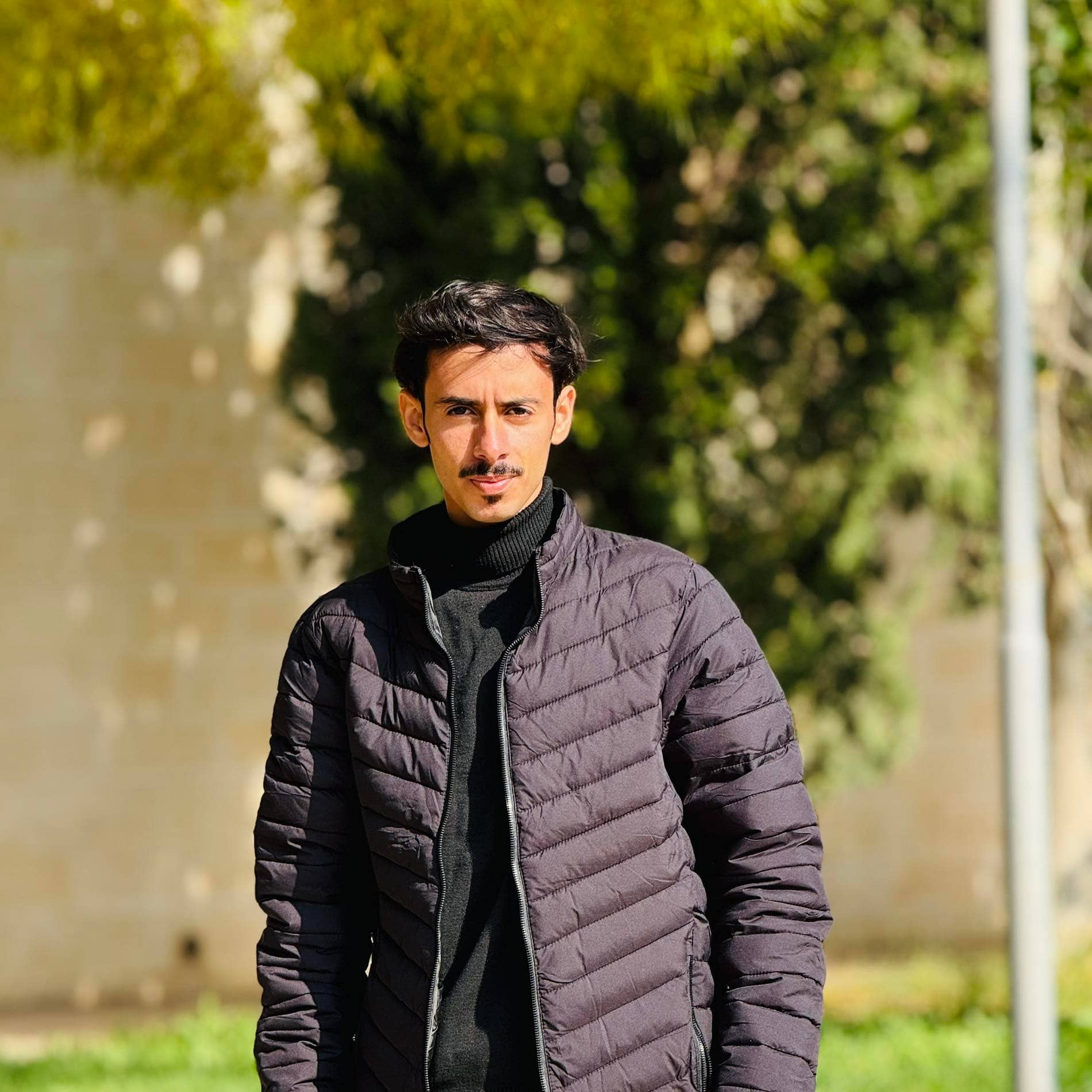 وفاة الطالب فهد الحويطات بحادث سير وآخر ما كتبه: "الخوف ليس من الموت بل من القبر وظلمته"