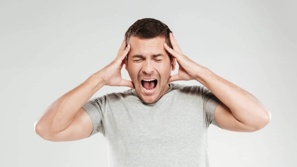 ما أسباب العصبية والتوتر والإرهاق في فصل الشتاء؟