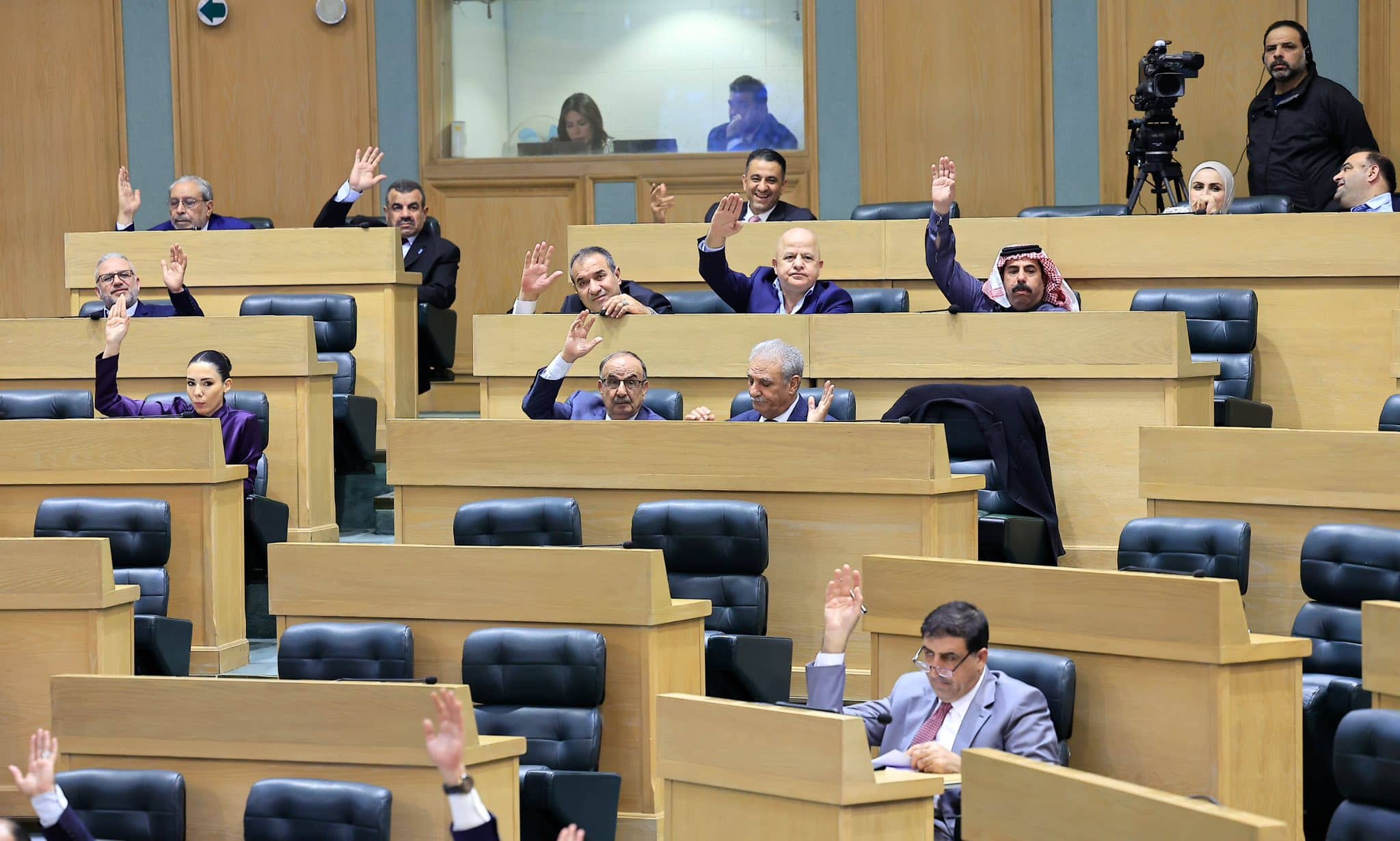 نواب يدعون لشمول 17 ألف طالب بالمنح والقروض الجامعية تزامناً مع شهر رمضان