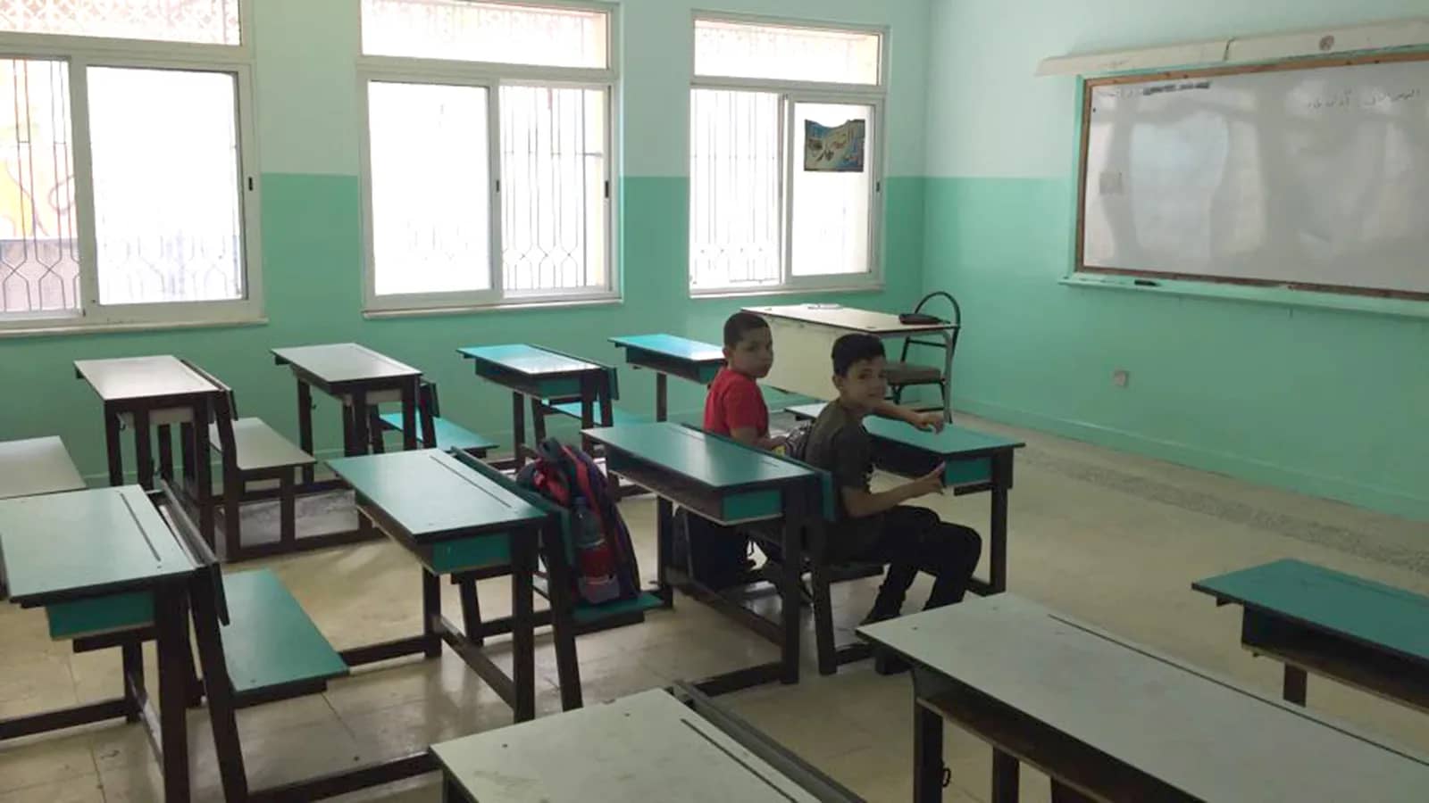 الحكومة: إطلاق برنامج "المتسوق الخفي" في المدارس الحكومية لتقييم النظافة والسلامة العامة