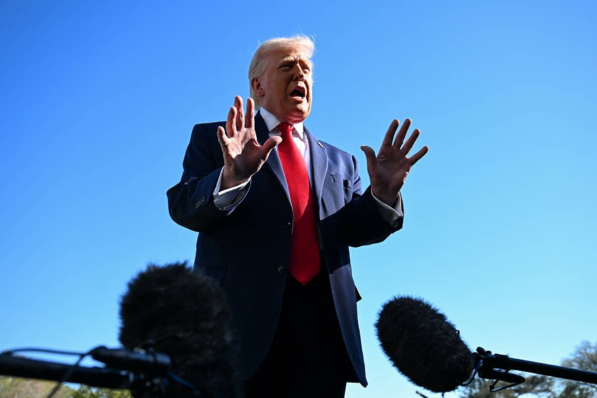 ترمب: لا أهتم بعودة إيران إلى المفاوضات.. وجيشهم مٌدمر وأسطولهم البحري بالكامل تحت الماء