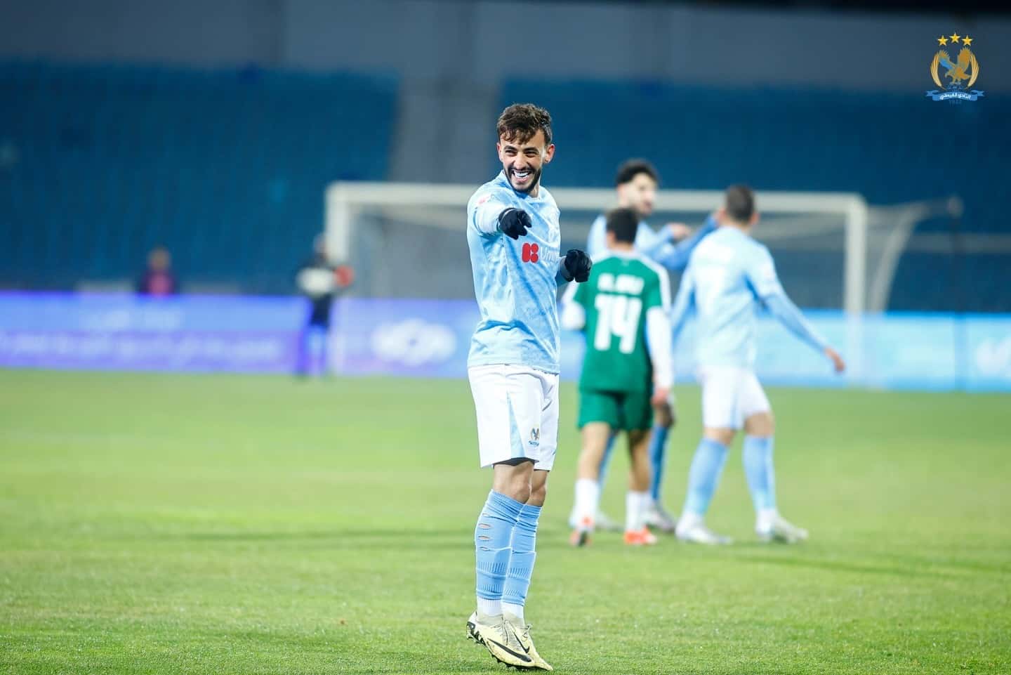 الدار - أوقف حكم مباراة الفيصلي والأهلي التي تقام على ستاد عمان، مجريا