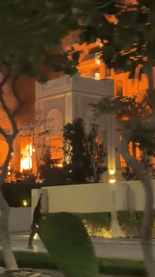 حرائق نتيجة سقوط مسيرة إيرانية امام أحد فنادق دبي