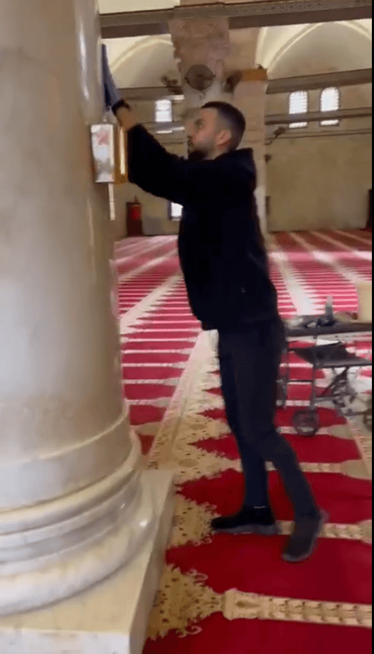 استعدادات لفتح المسجد الأقصى واستقبال المصلين بعد 40 يوماً على إغلاقه