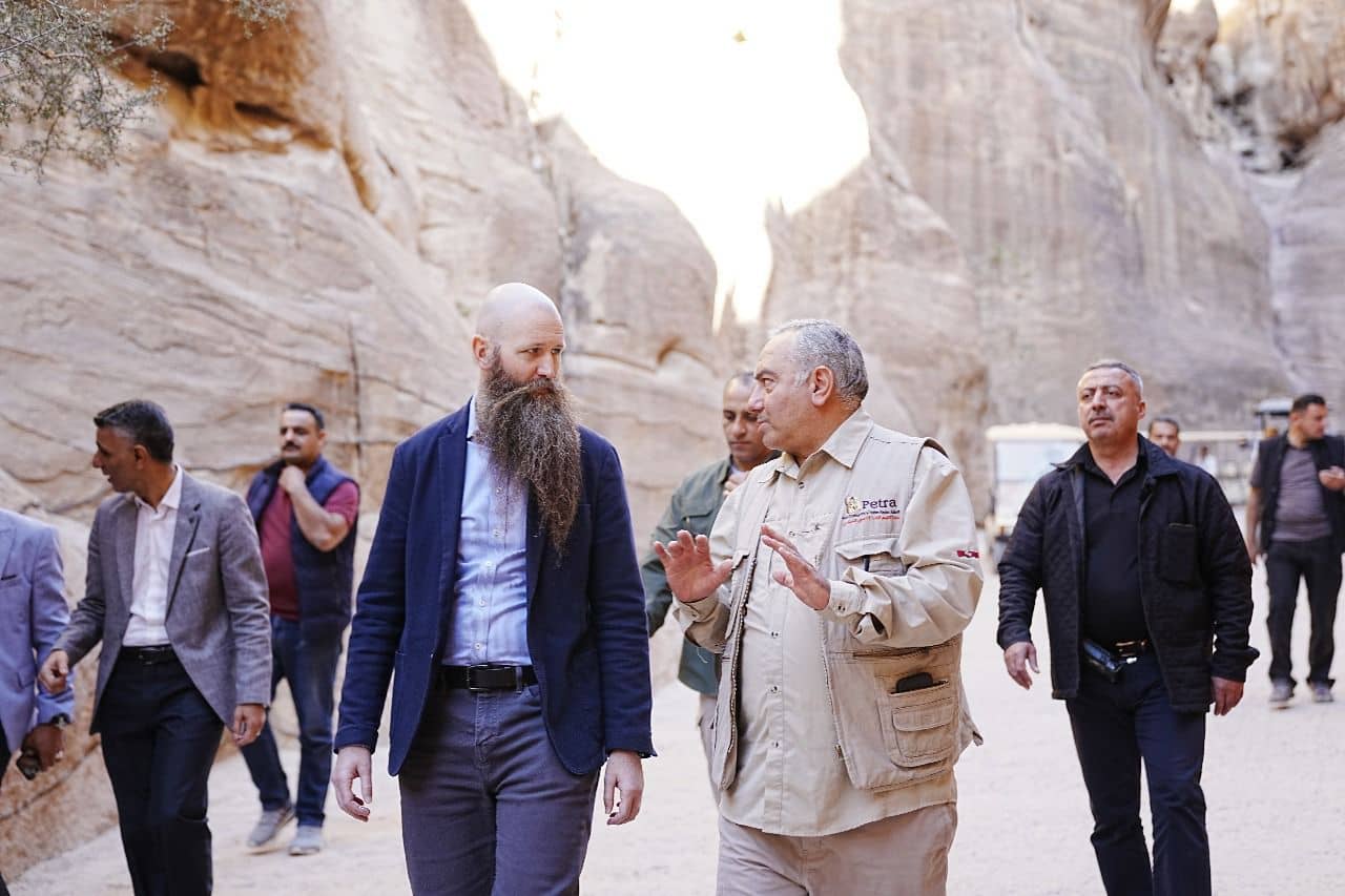 السفير الأمريكي لدى الأردن جيم هولتسنايدر يزور مدينة البترا