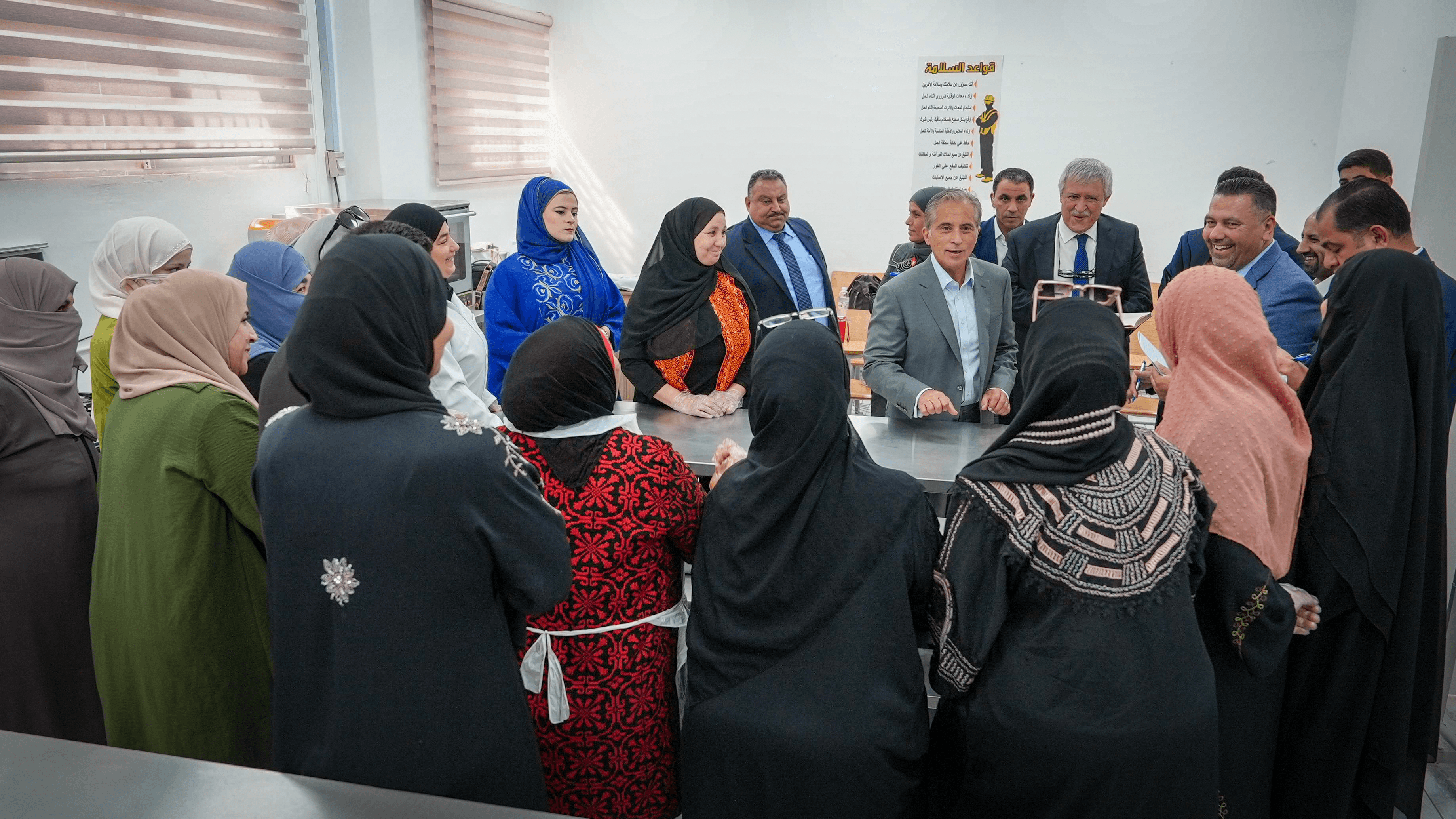 رئيس الوزراء يوجه بتطوير برامج التدريب المهني بالرمثا