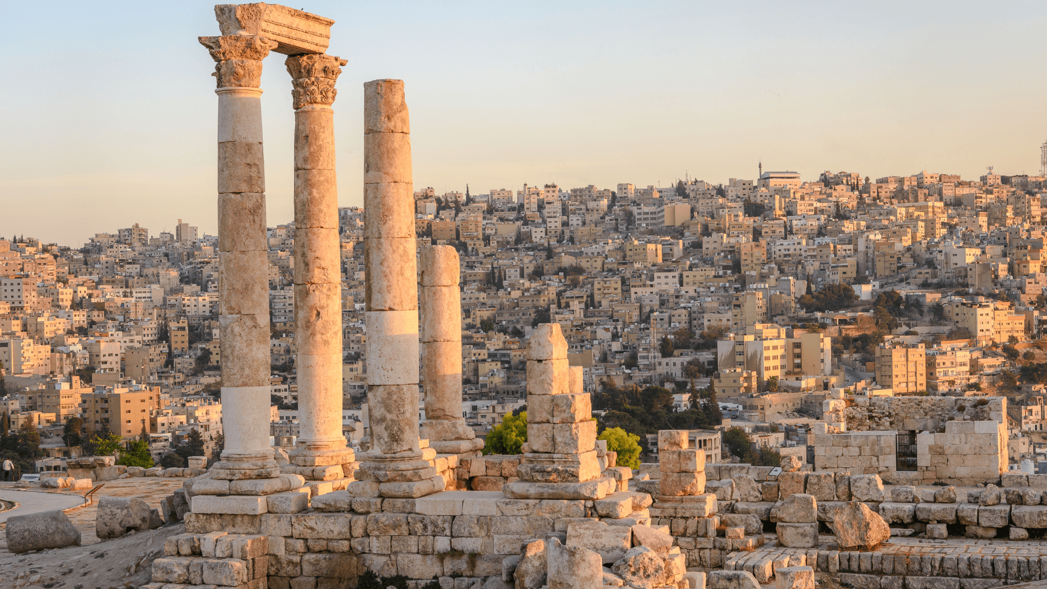 الأرصاد: أجواء مشمسة الخميس وارتفاع الحرارة الجمعة في الأردن