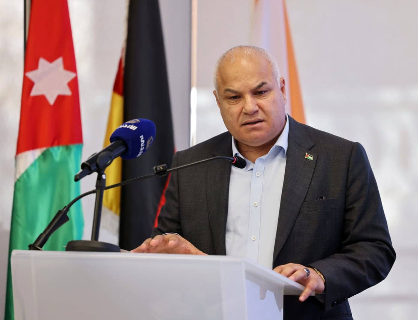 وزير العمل: مقترحات لجنة العمل النيابية لقانون الضمان قيد الدراسة