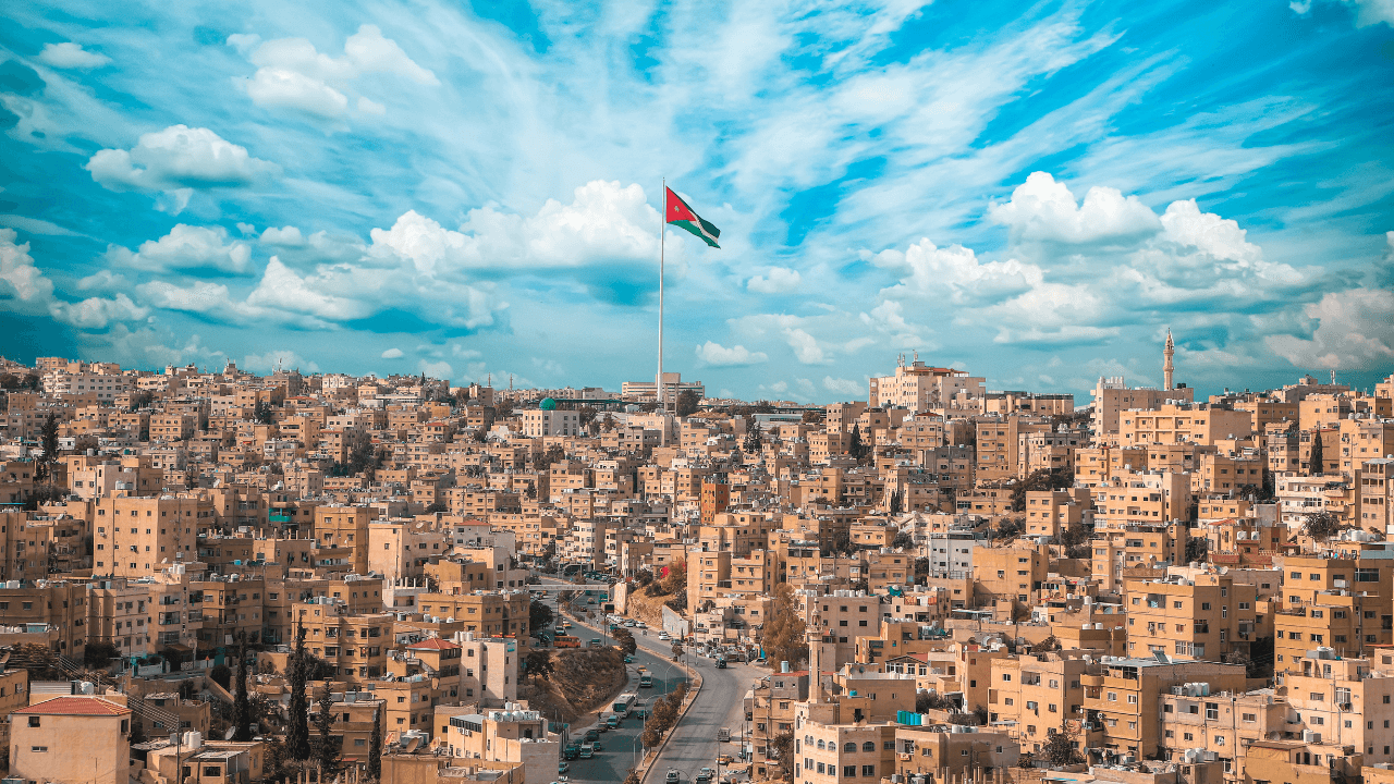 استطلاع رأي لـ "السياسة والمجتمع": أكثر من نصف المواطنين يميلون للعزوف أو التردد عن المشاركة في الانتخابات المحلية