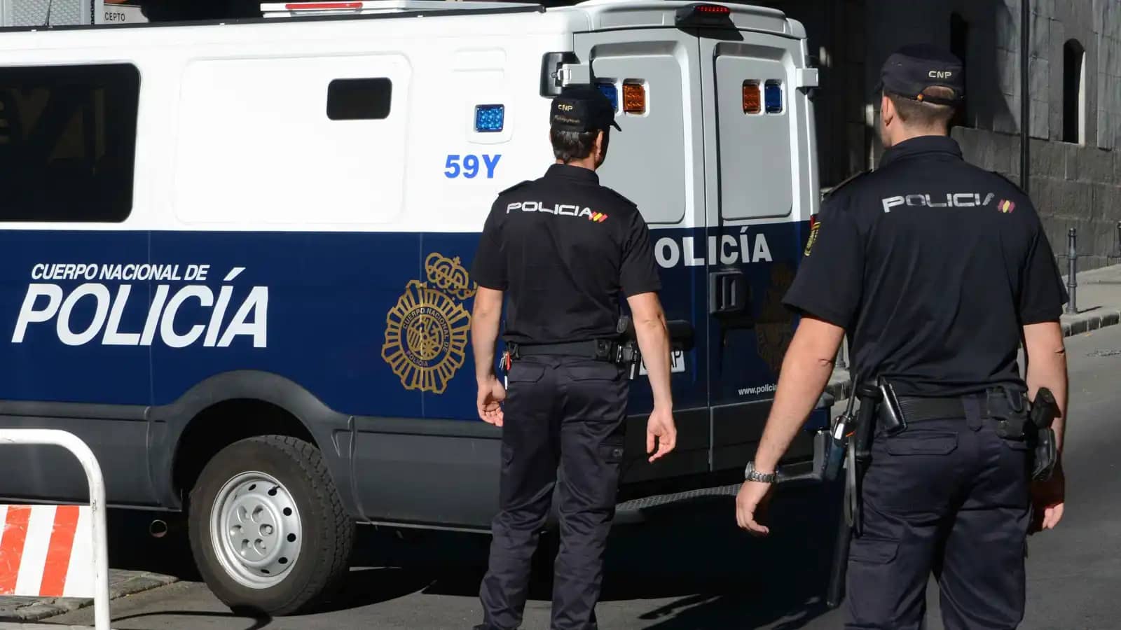 11 إصابة جراء انفجار مدفع خلال احتفال في سويسرا