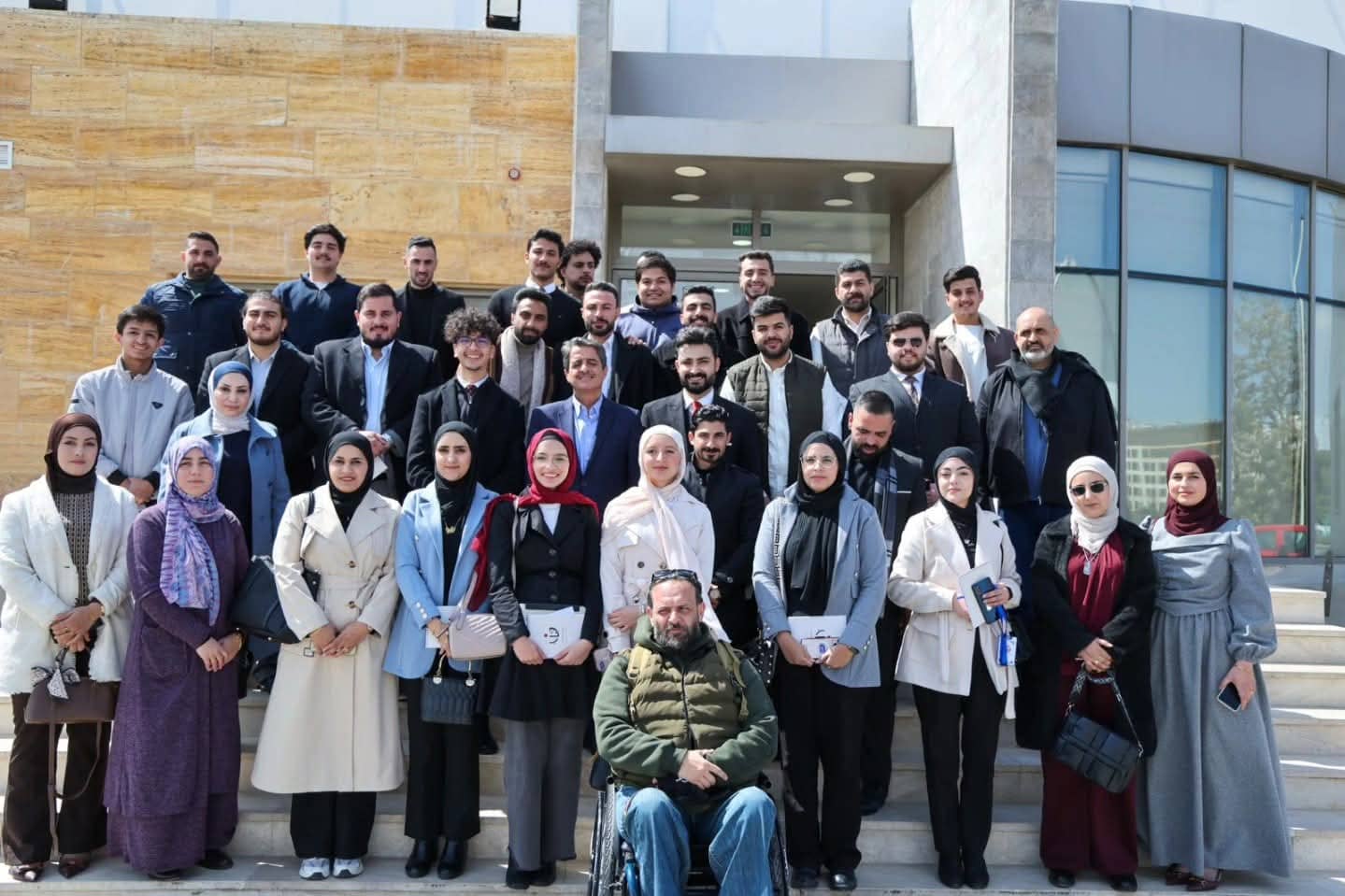 توطين المبادرات الشبابية… نهج جديد في وزارة الشباب