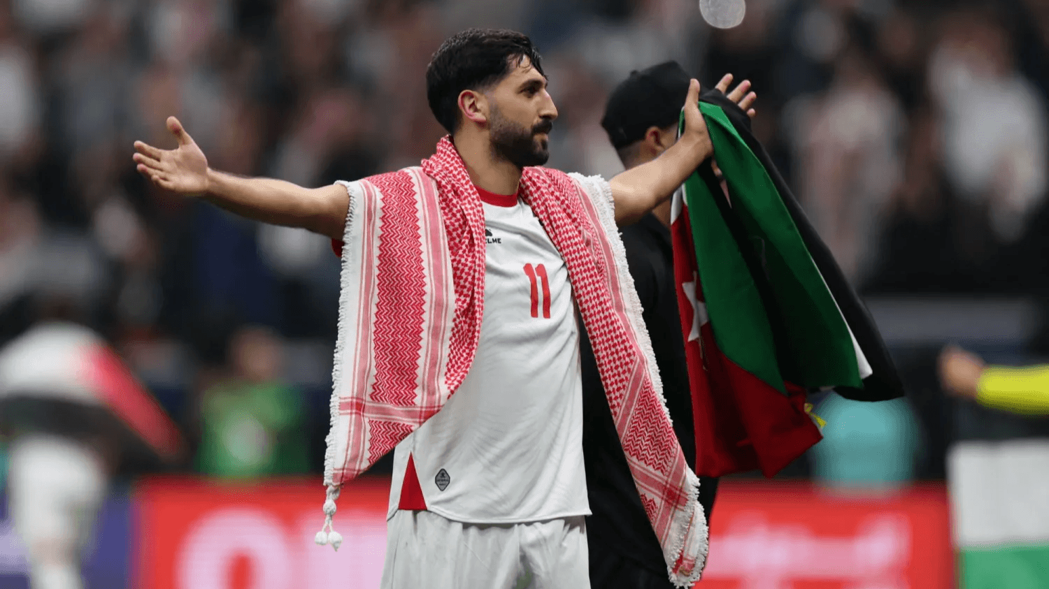 الدار - وجّه يزن النعيمات رسالة دعم إلى لاعبي المنتخب الوطني خلال مرحل