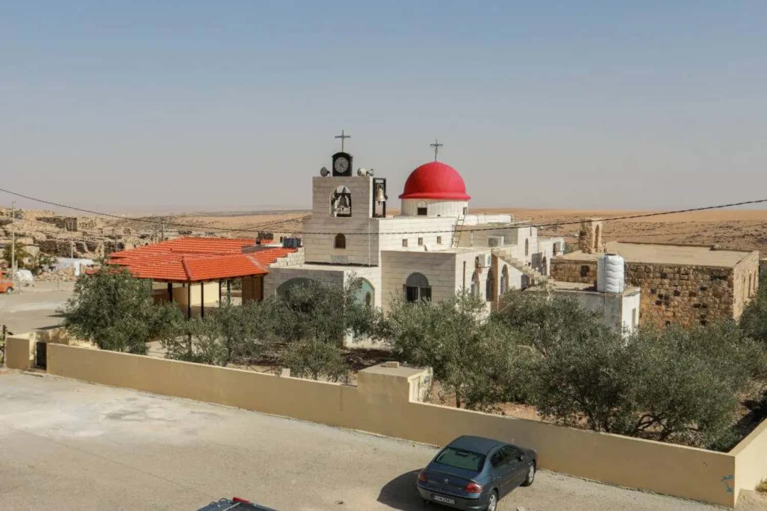 محمد المناصير_ أكد الخبير الدستوري حسام الخصاونة أن تحديد طبيعة الجريم