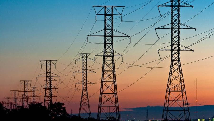 اللجنة العليا لفلس الريف تقر إيصال الكهرباء لـ161 منزلًا وموقعًا بكلفة 580 ألف دينار