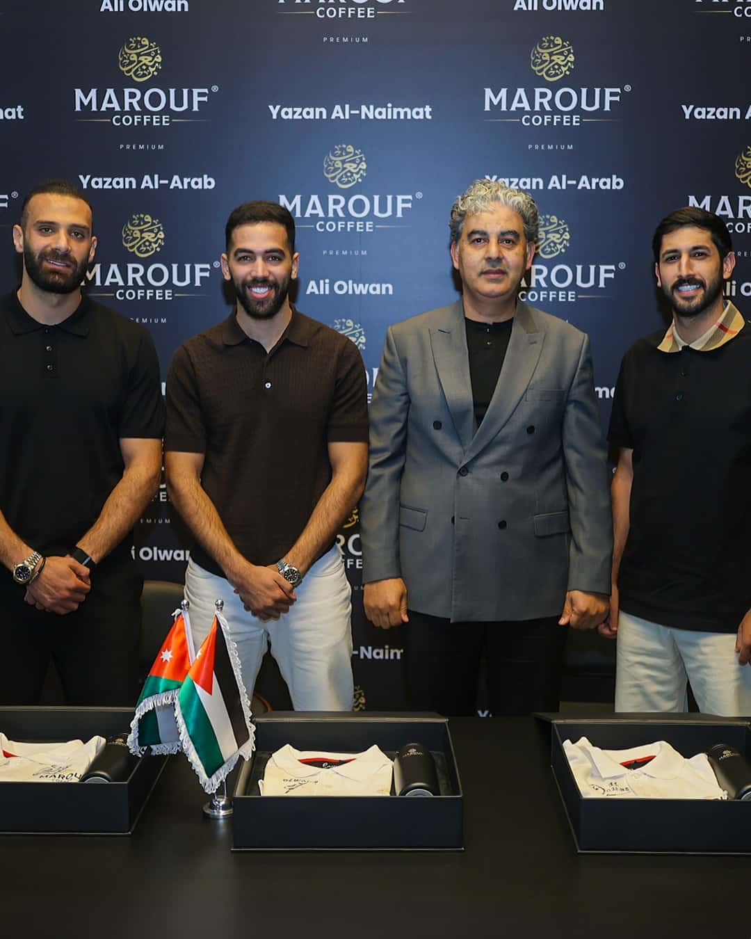 وقعت شركة بن معروف للصناعات الغذائية اتفاقية اعلانية مع لاعبي منتخب ال