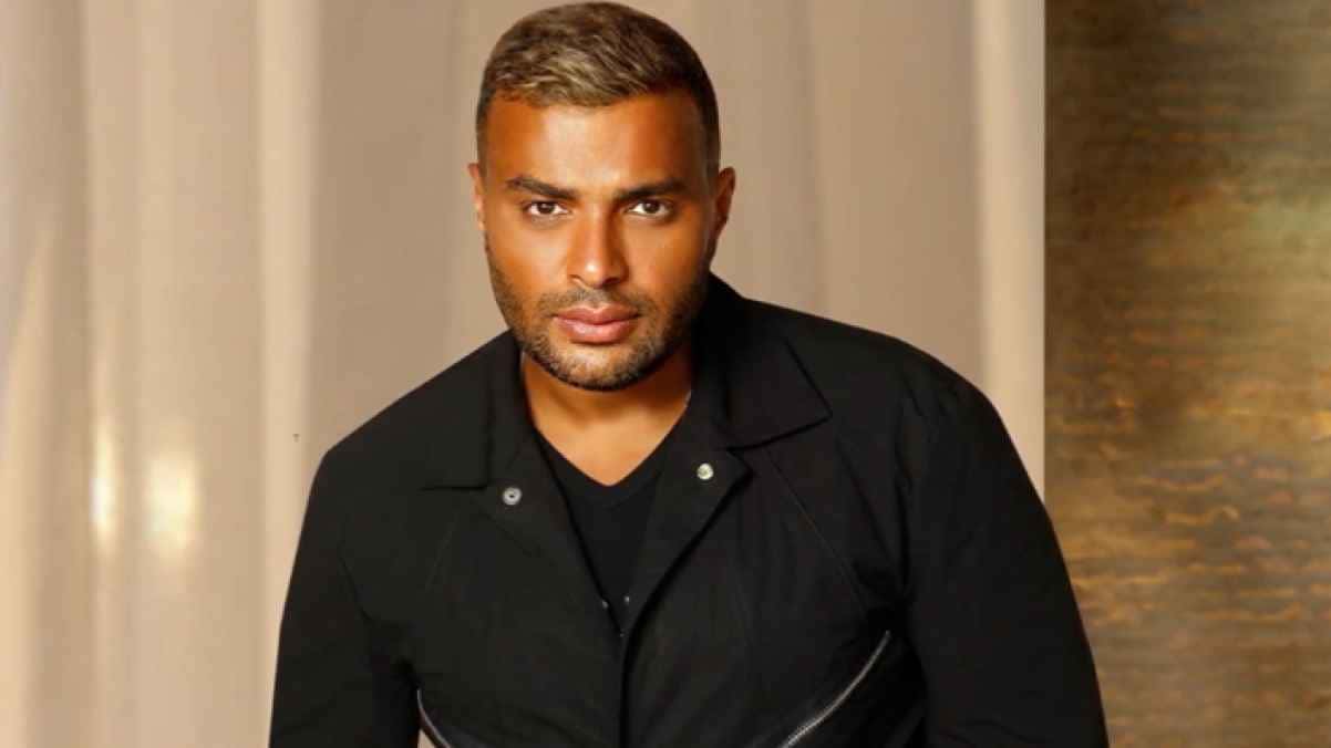 حسم الفنان المصري رامي صبري الجدل حول انسحابه من تقديم تتر مسلسل "وننس
